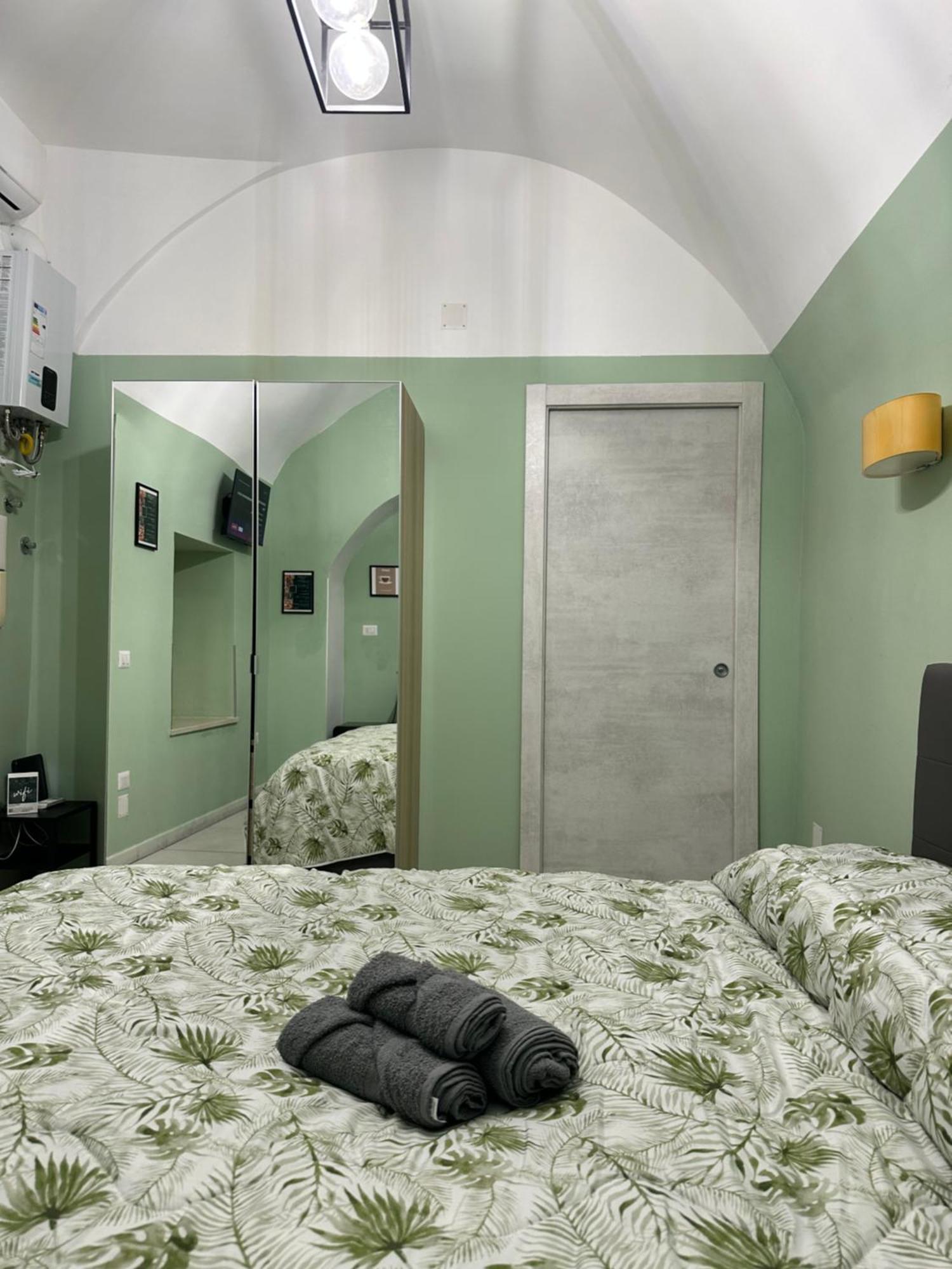 Casa Carmeli Bed & Breakfast Napoli Dış mekan fotoğraf